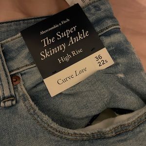 The Supper Skinny Ankle High rise